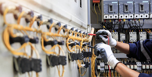 Professional Electrician technician working in Marlette, MI